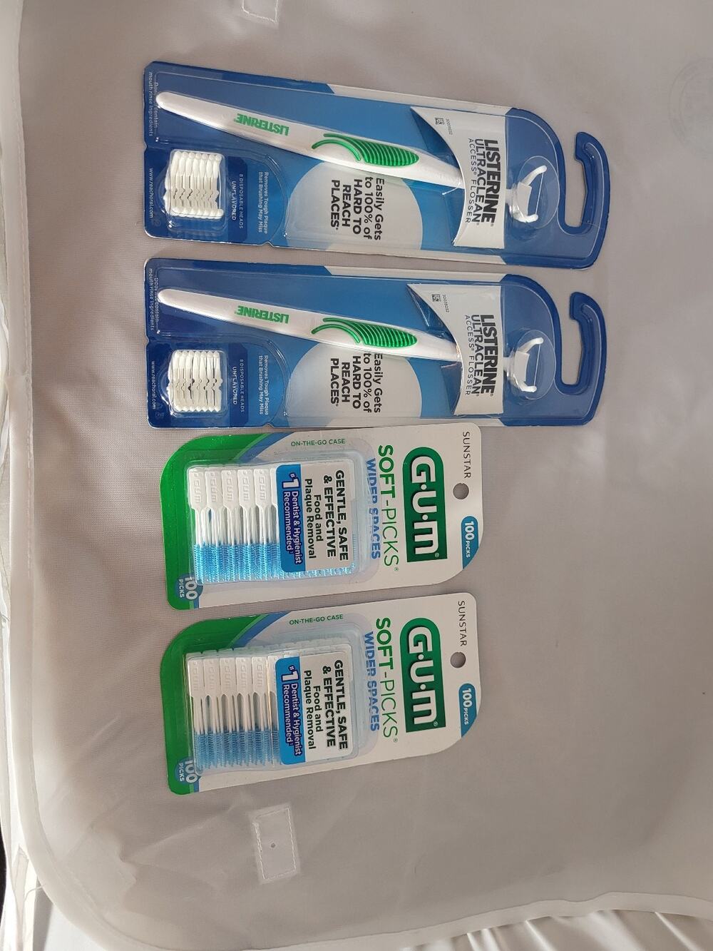 Listerine Ultra Clean Access Flosser Lot 2 Pack and GUM soft piks 2 pack